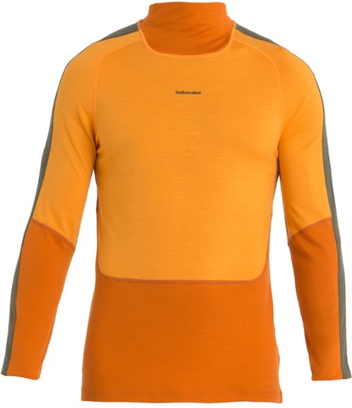 Icebreaker Merino 200 Sonebula thermal top in outdoor setting