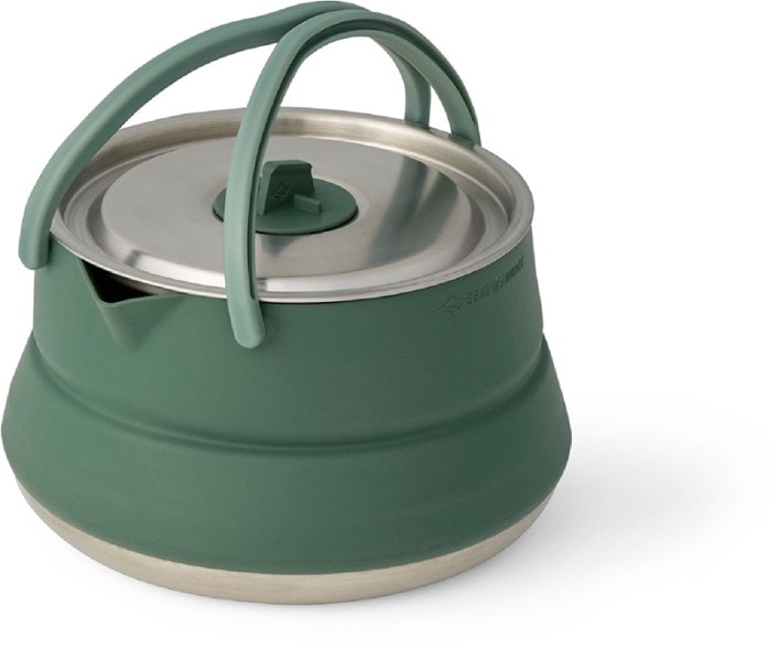 AdventurePro collapsible kettle from above, showcasing its compact design for outdoor use.