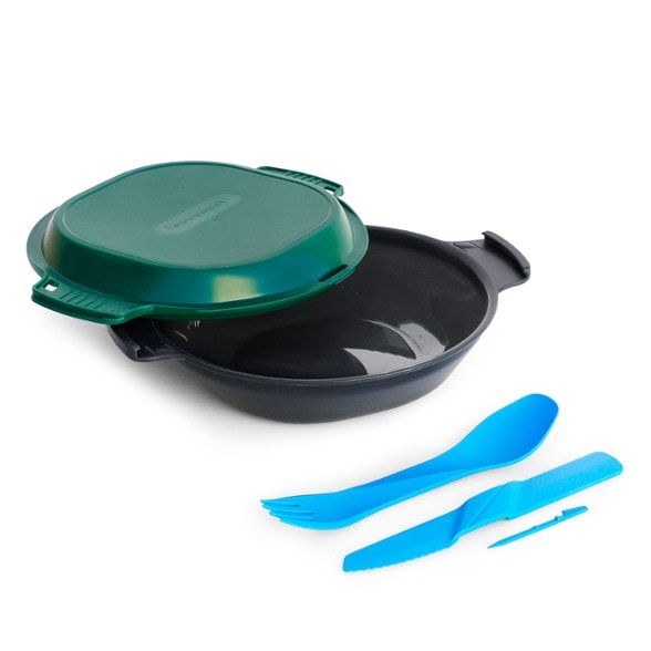 GoKit+ Light mess kit featuring the snap-together plate and bowl for easy meal prep.