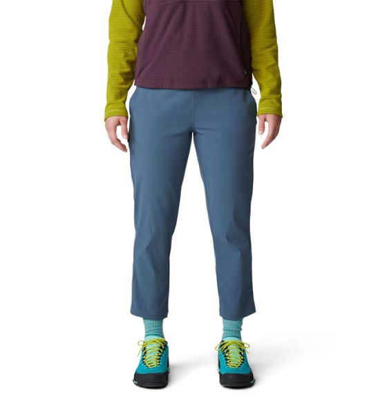 Mountain Hardwear Women's Versatile Crop Hiking Pants - front view showcasing the stretch fabric and pockets.