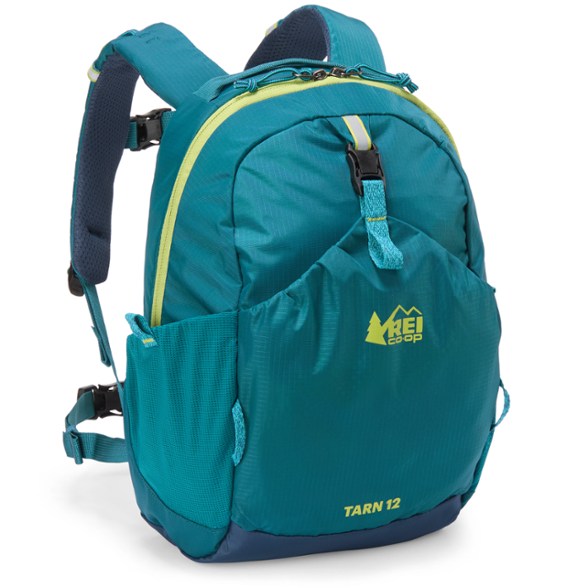 Tarn 12 Kids' Hiking Backpack showcasing its durable design and water-resistant features.