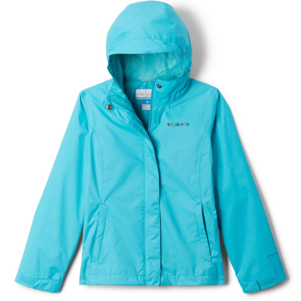 Columbia Arcadia II jacket in action during a rainy hike with a girl wearing it, demonstrating waterproof capabilities.
