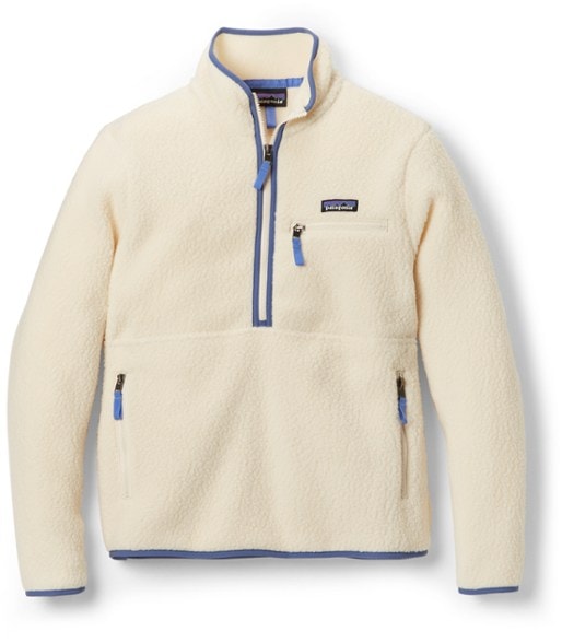 Front view of women's Patagonia Retro fleece pullover, showcasing its cozy texture and stylish design.