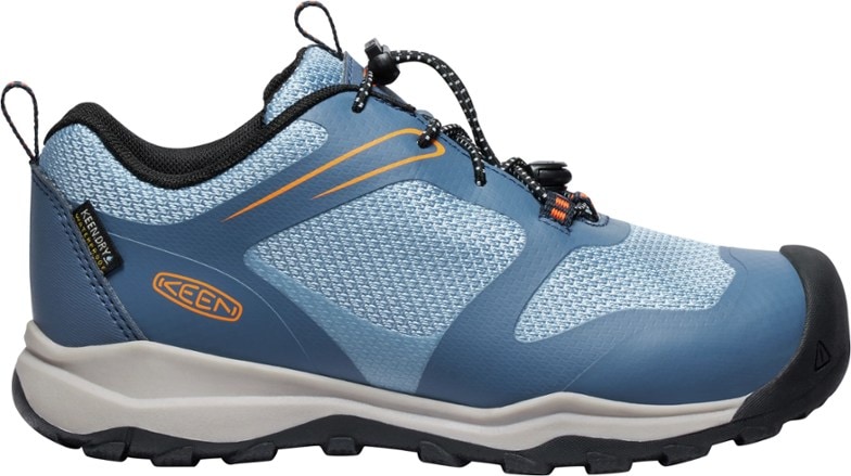 Wanduro Kids' Waterproof Hiking Shoes showcasing the bungee lace system.